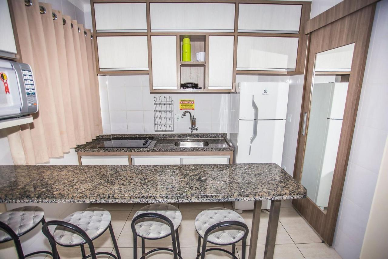 Apartamento 166 - Lacqua Diroma V カルダス・ノバス エクステリア 写真
