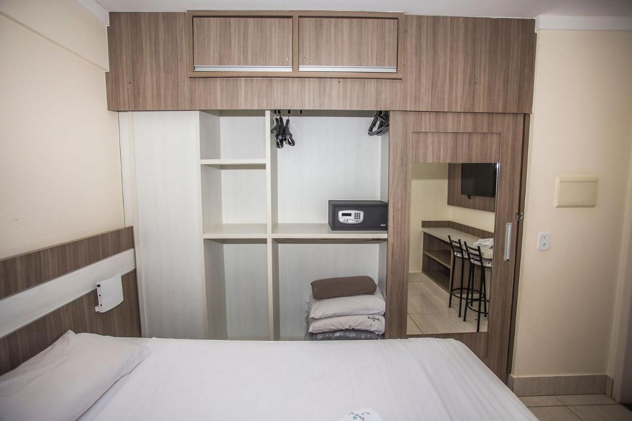 Apartamento 166 - Lacqua Diroma V カルダス・ノバス エクステリア 写真